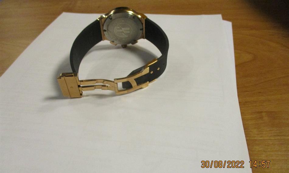 Padělek luxusních hodinek Hublot